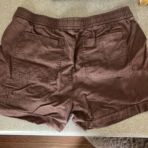 Linen blend high waisted shorts